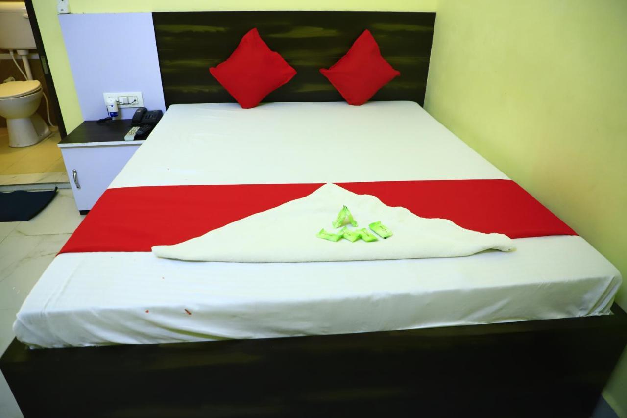 Shivraj Homestay Matura Exterior foto